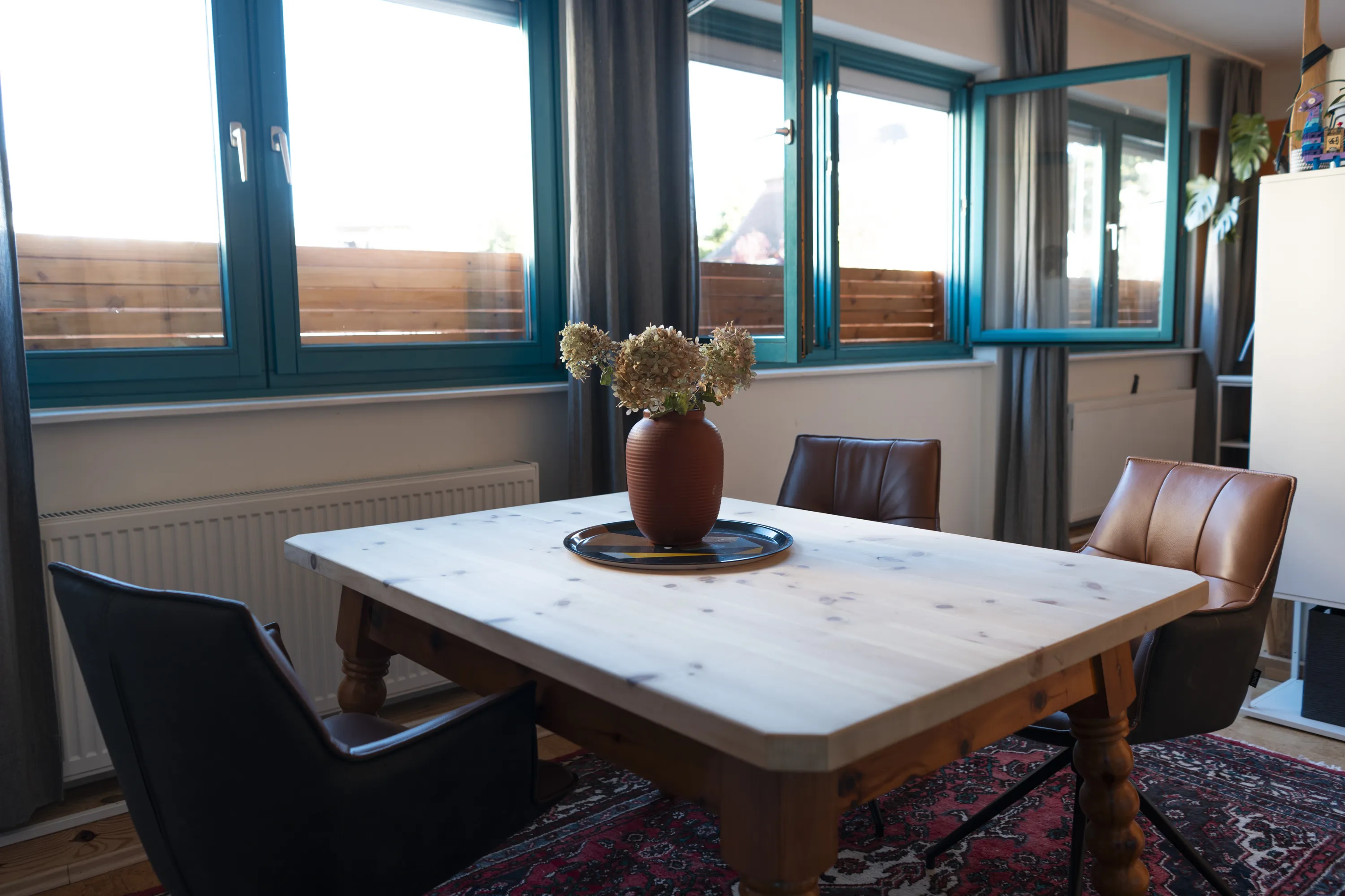 Social Survival Training Praxis